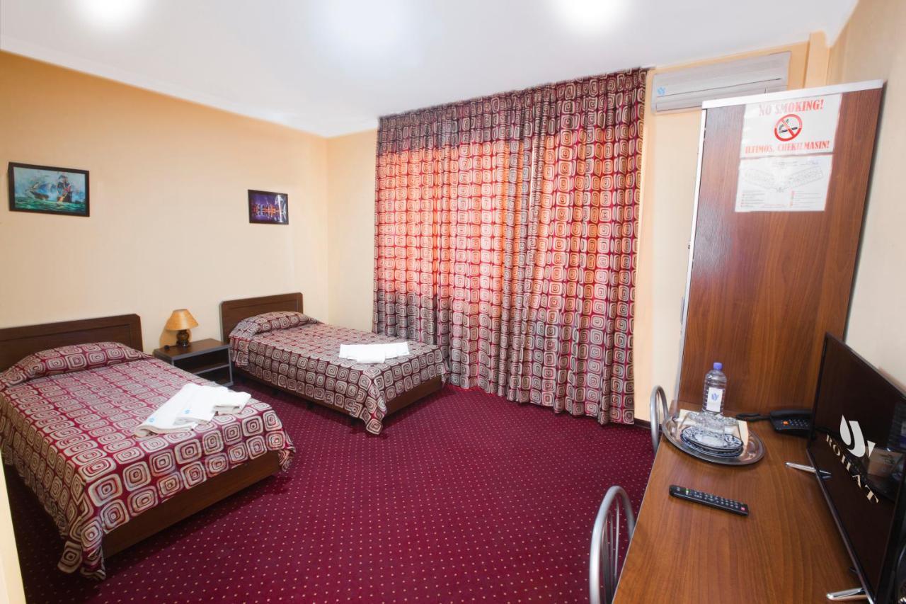 Rohat Hotel Chilonzor Taskent Exterior foto