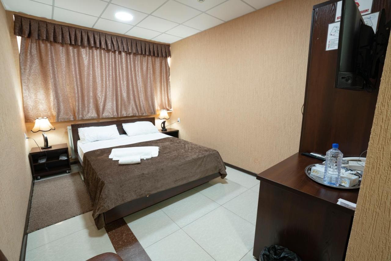Rohat Hotel Chilonzor Taskent Exterior foto