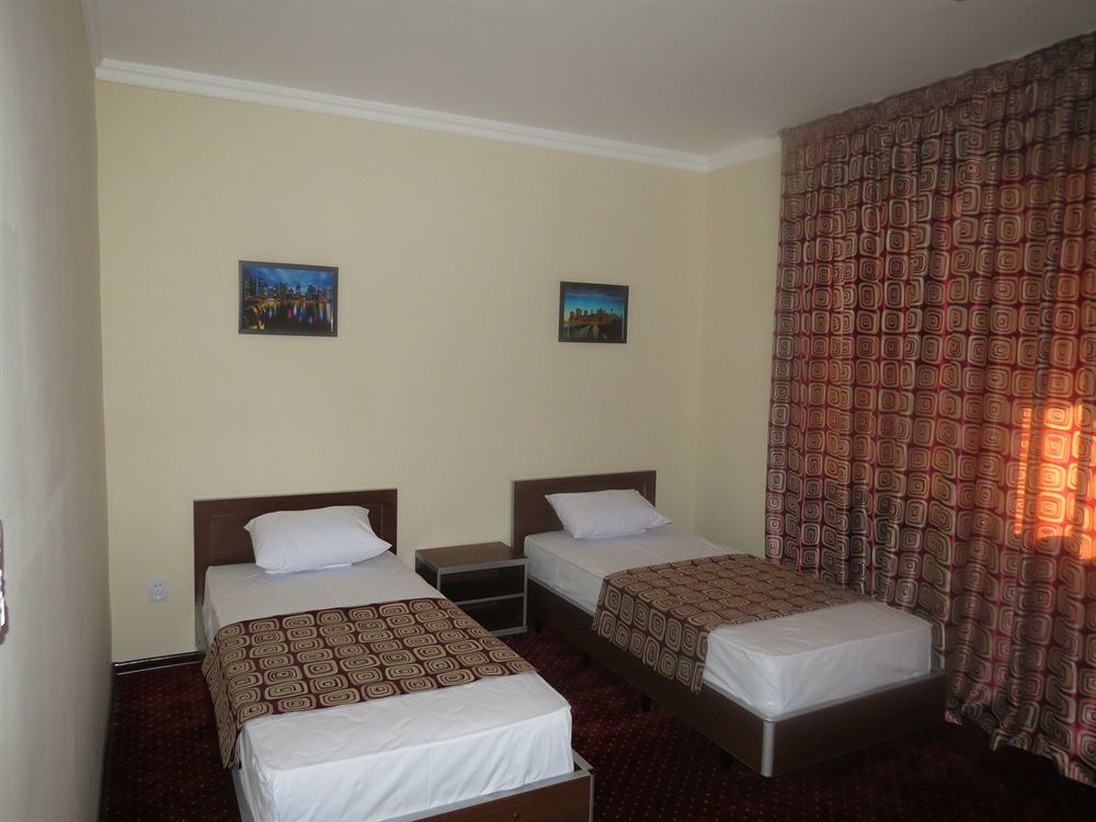 Rohat Hotel Chilonzor Taskent Exterior foto
